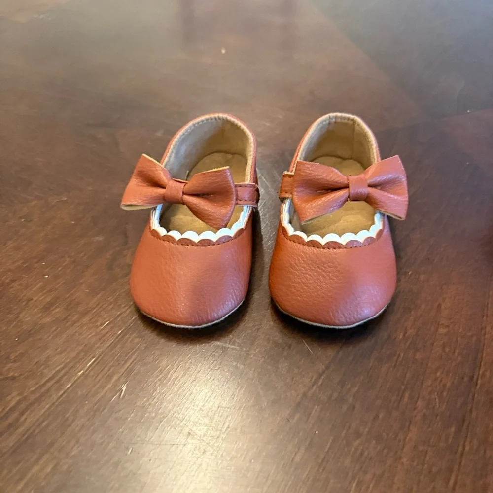 Not Rated Baby Shoes - Brown Bow and Blue Floral